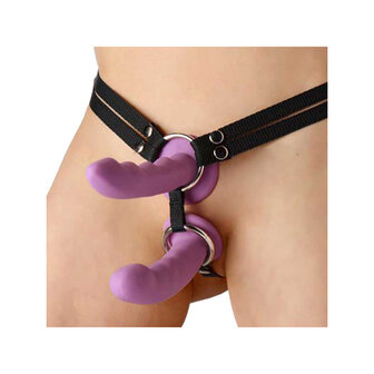 Strap-on Harness f&uuml;r doppelte Penetration